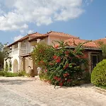 Pythari Studios